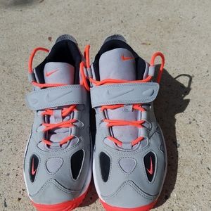 Nike Air Turf Raiders Gray Orange